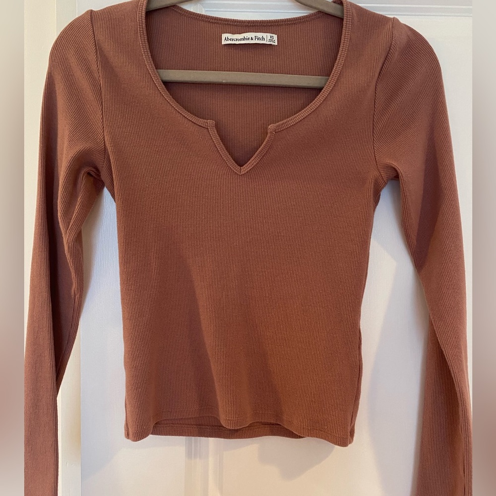 Abercrombie & Fitch long sleeve top